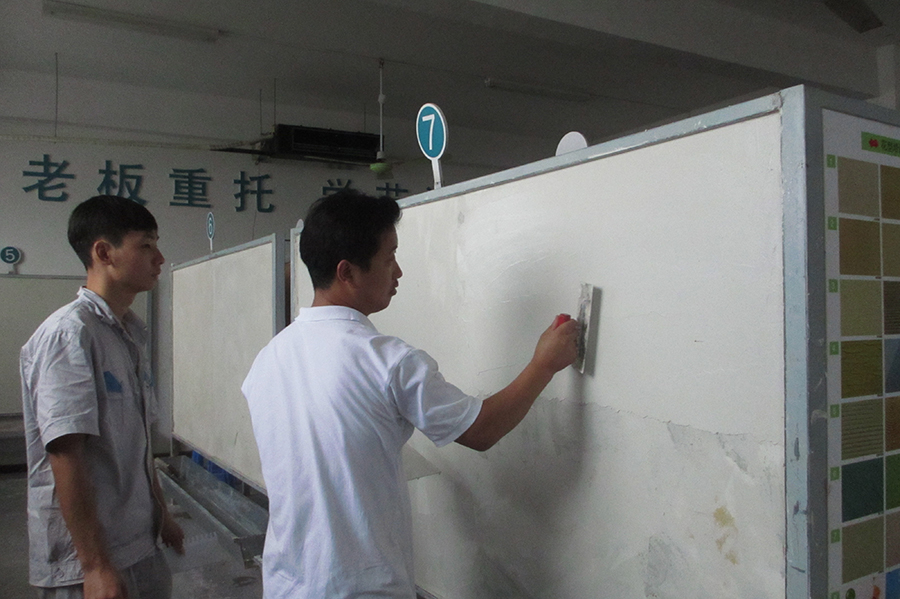 四国化成技师师傅现场教学